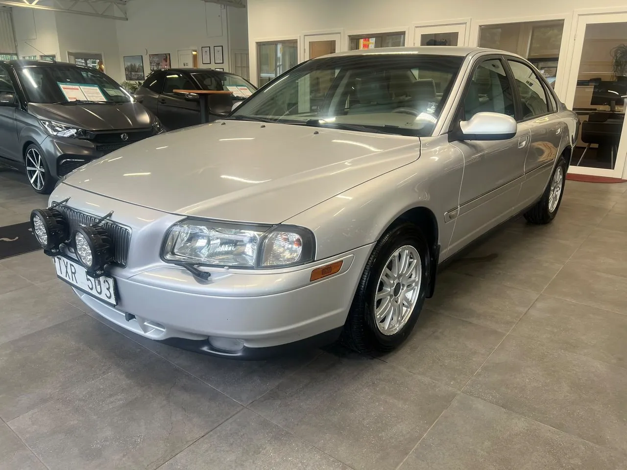 Vehicle image 2