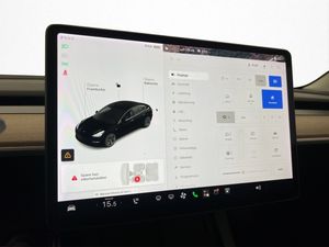 Tesla Model 3 bild 27