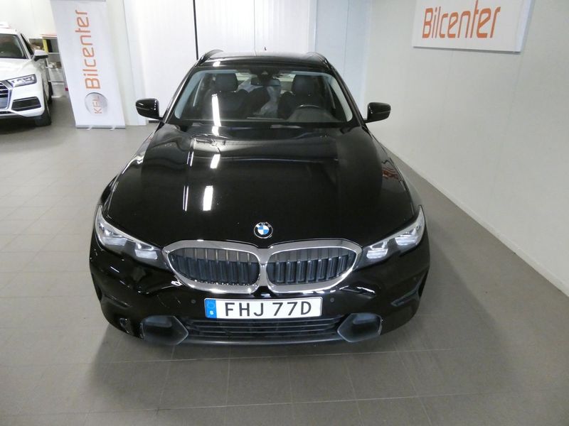 BMW 330 bild 11