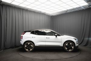 Volvo EX30 bild 6