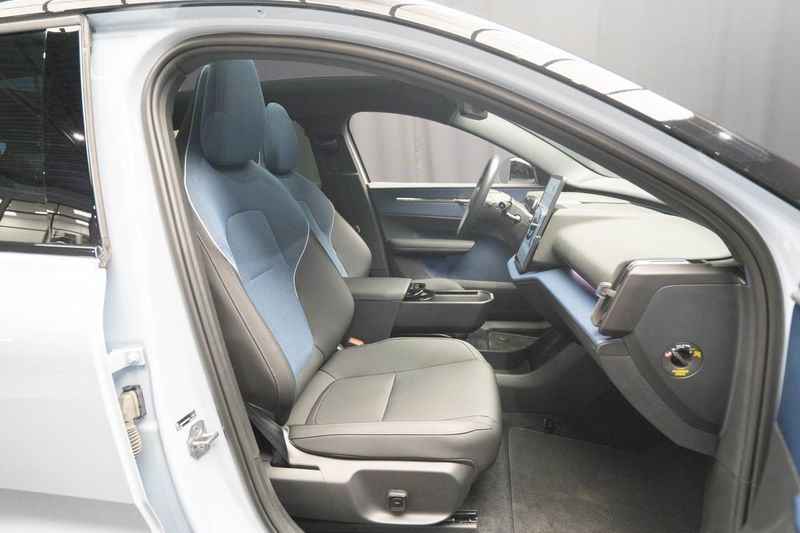 Volvo EX30 bild 18