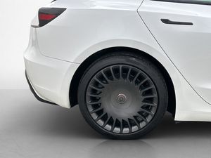 Tesla Model 3 bild 36