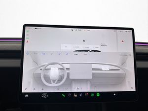 Tesla Model 3 bild 21