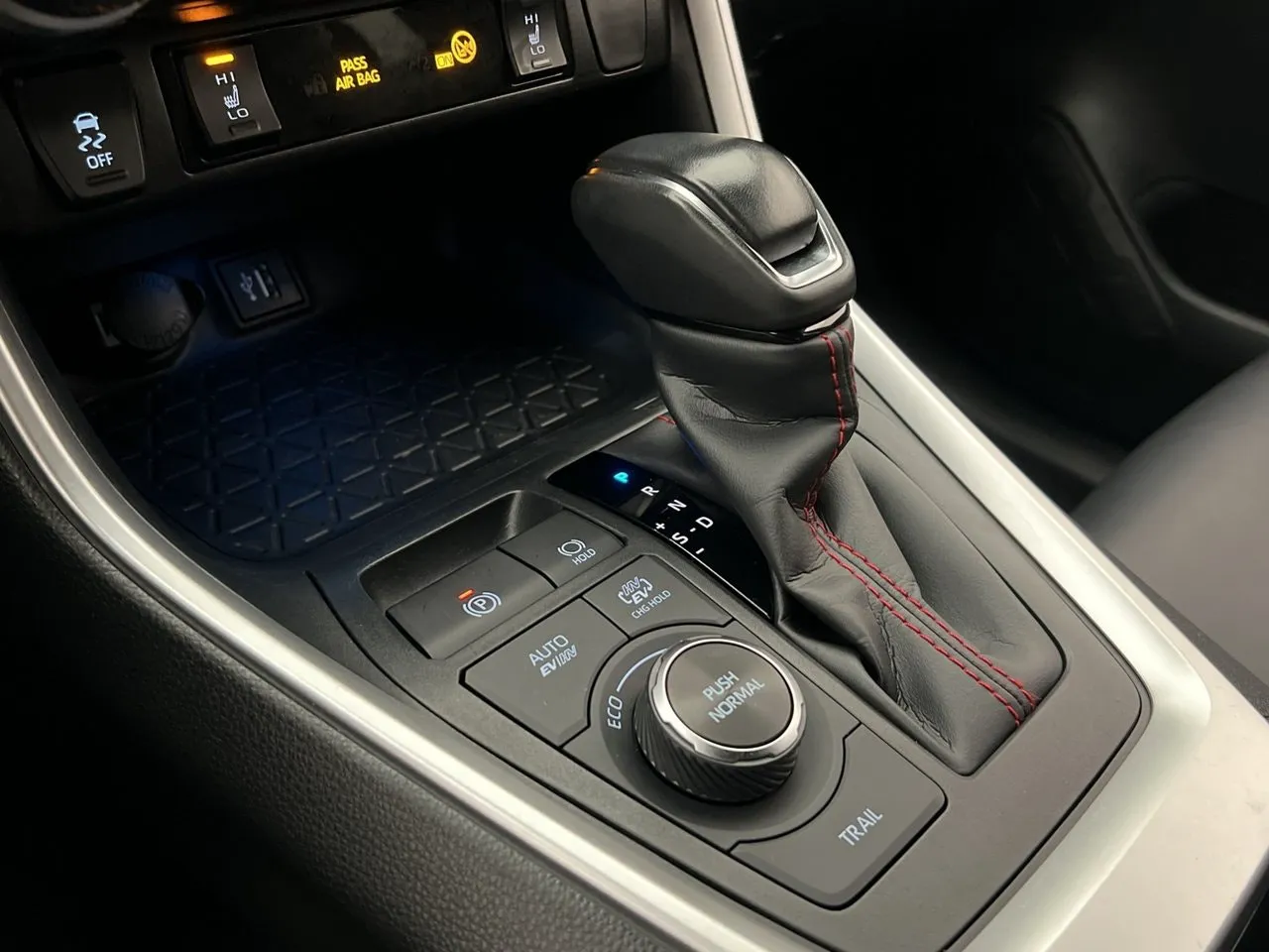 Vehicle image 23