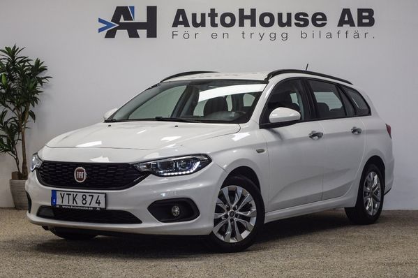 Fiat Tipo Kombi 1.6 E.Torq Lounge P-Sensor Nyservad Garanti - 2018