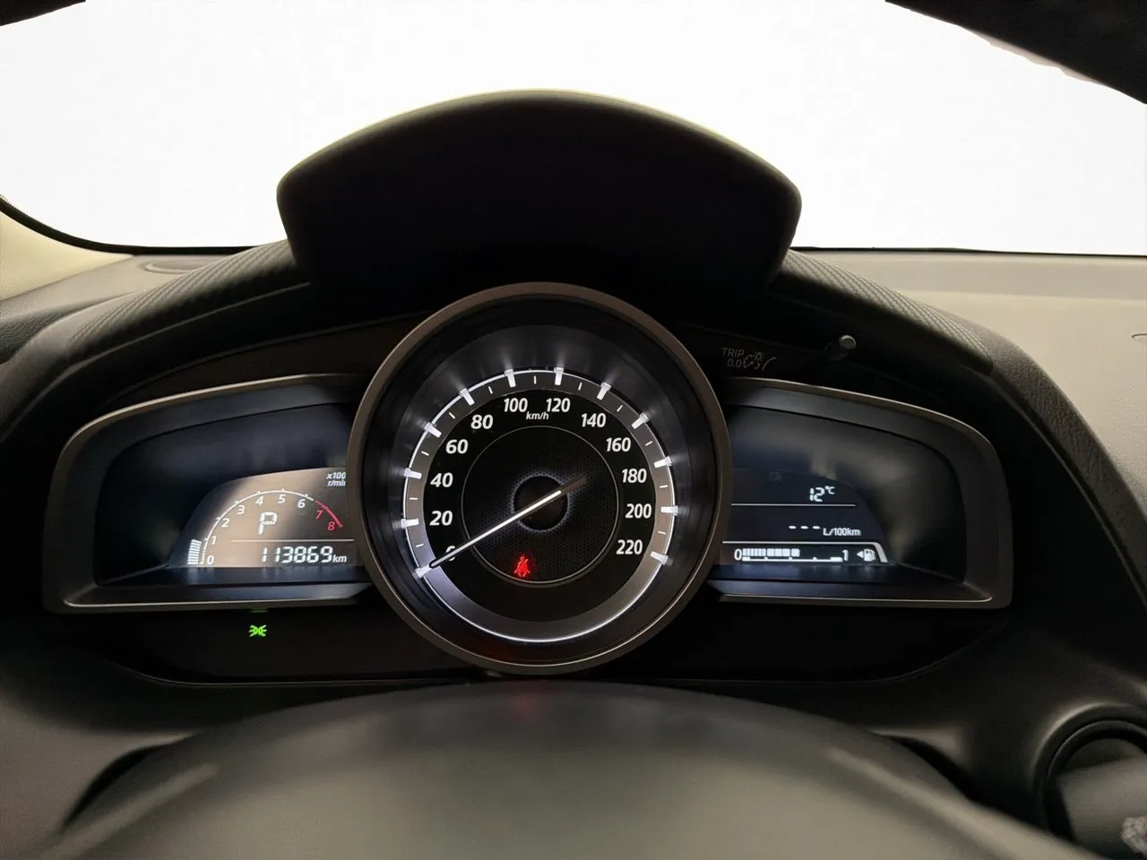 Vehicle image 14