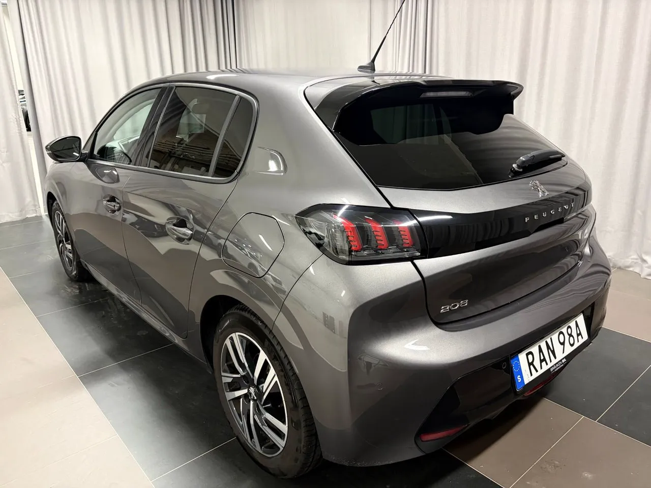 Vehicle image 2