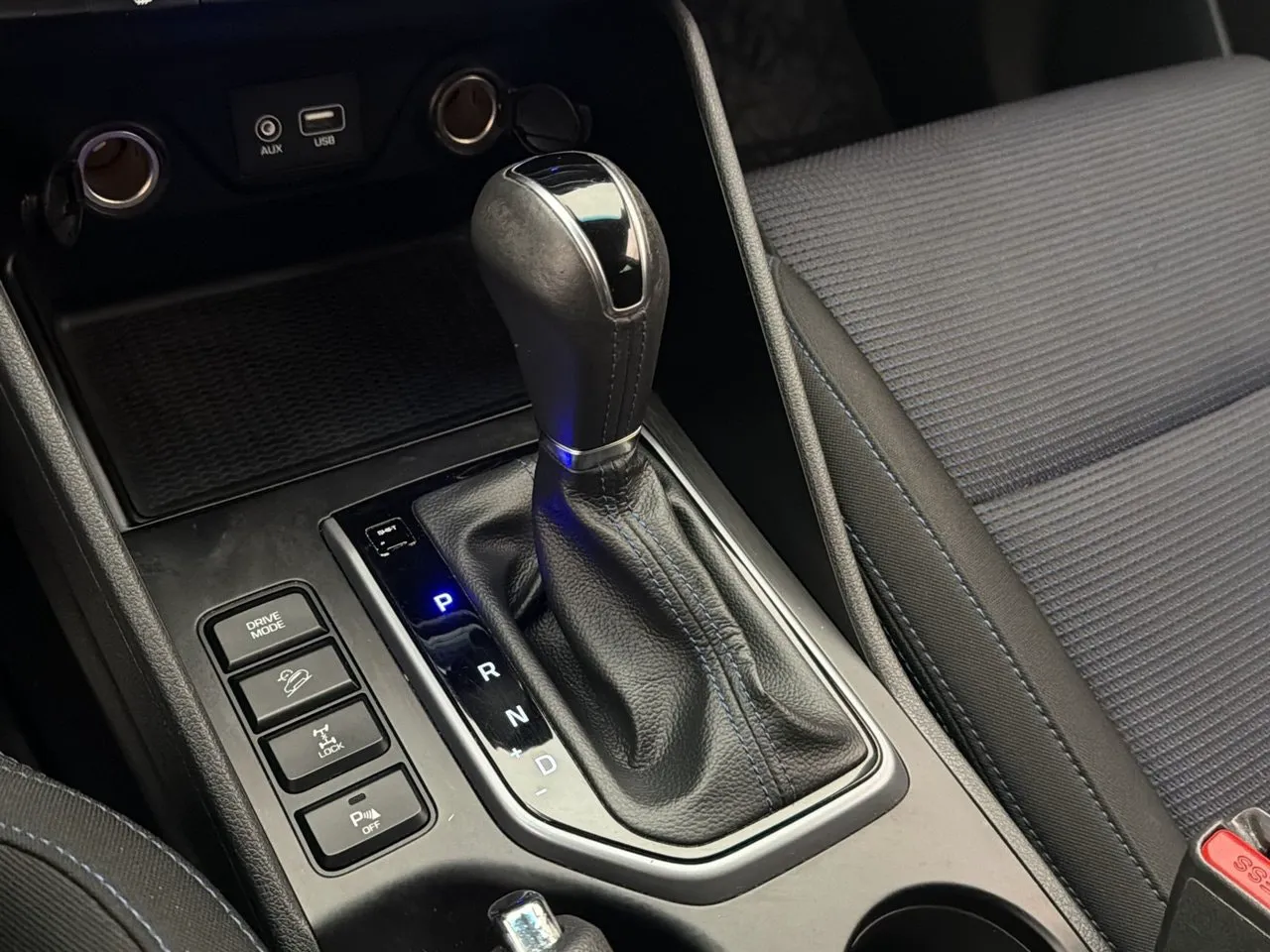 Vehicle image 23
