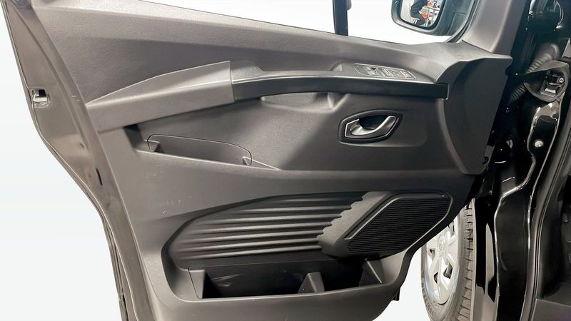 Renault Trafic bild 11