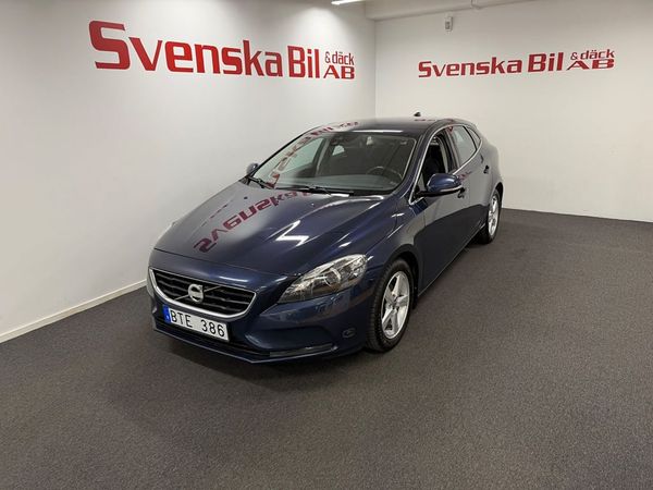 Volvo V40 D2 Momentum (drag+värmare) 2.99% Ränta - 2013