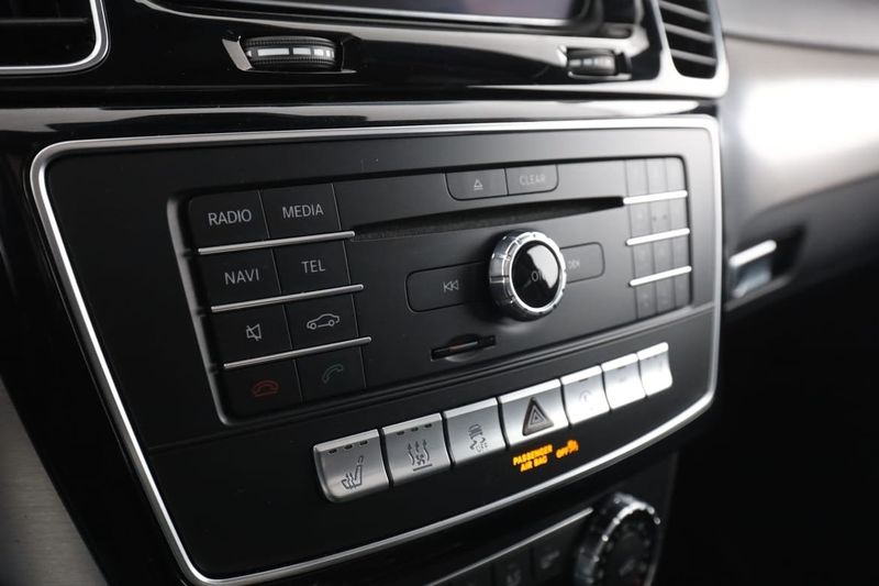 Mercedes GLS350 bild 26