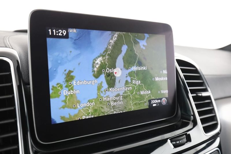 Mercedes GLS350 bild 23