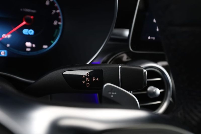 Mercedes GLC300 bild 33