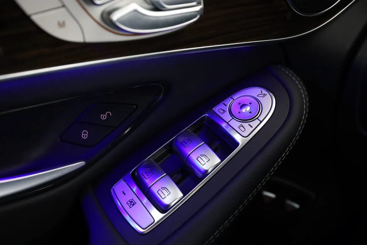 Vehicle image 36