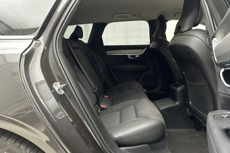 Volvo V90 bild 8