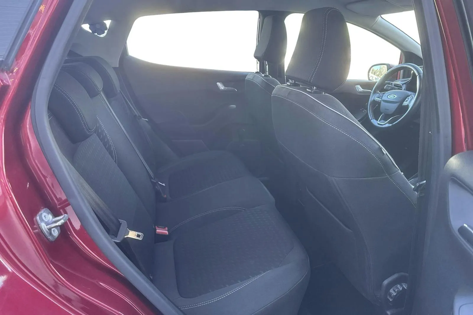 Vehicle image 7