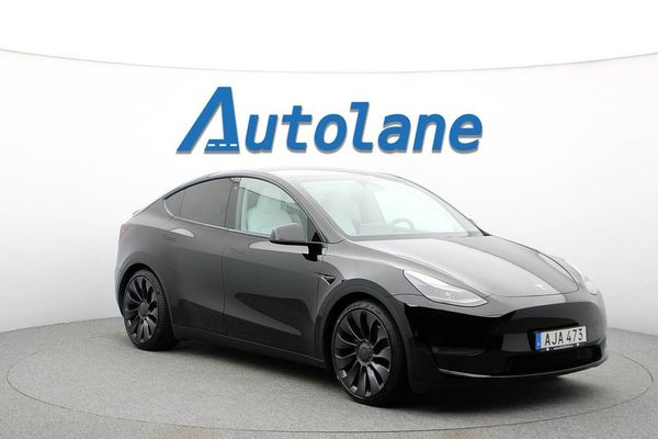 Tesla Model Y Performance AWD Panorama, Dragkrok, MOMS 534hk - 2023