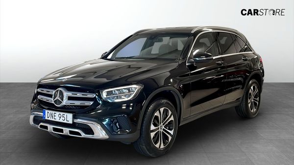 Mercedes GLC300 DE 4MATIC 306Hk / Kamera / Drag - 2022