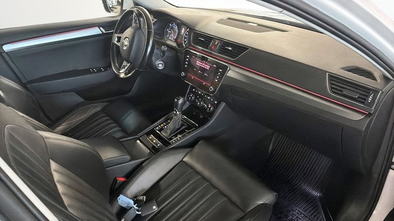 Skoda Superb bild 3