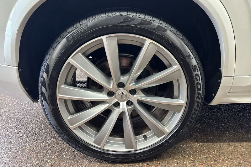 Volvo XC90 bild 9