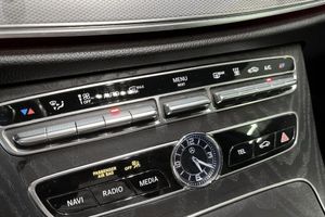 Mercedes E220 bild 13