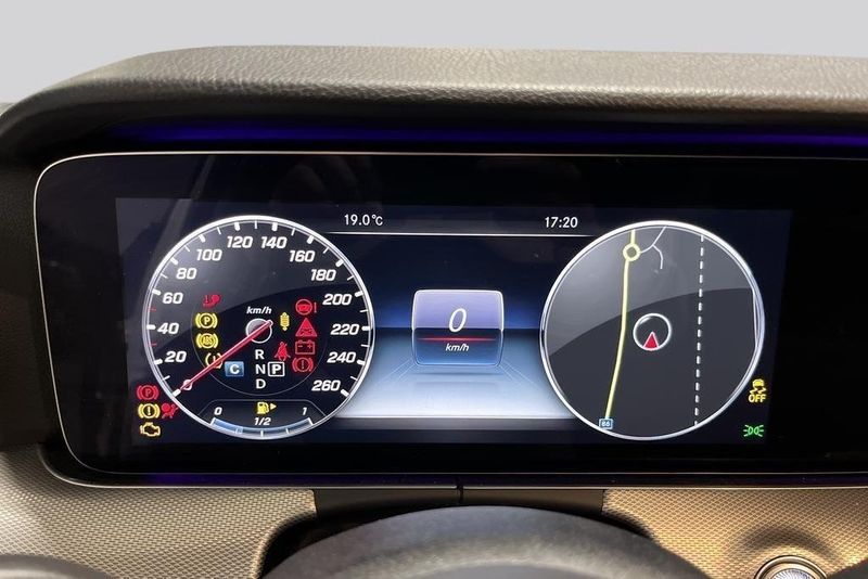 Mercedes E220 bild 10