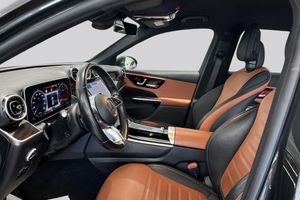Mercedes GLC220 bild 8