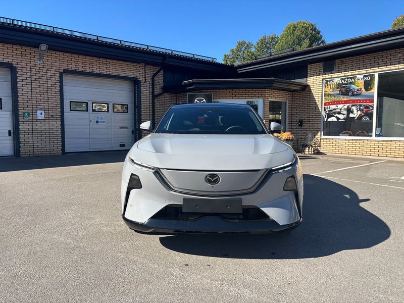 Mazda CX-6e bild 9
