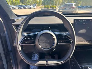 Mazda CX-6e bild 11
