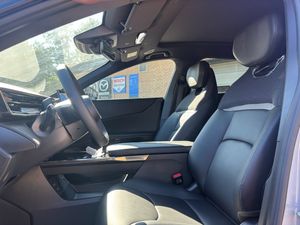 Mazda CX-6e bild 12