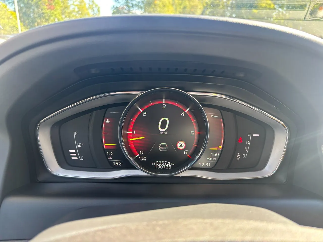 Vehicle image 20