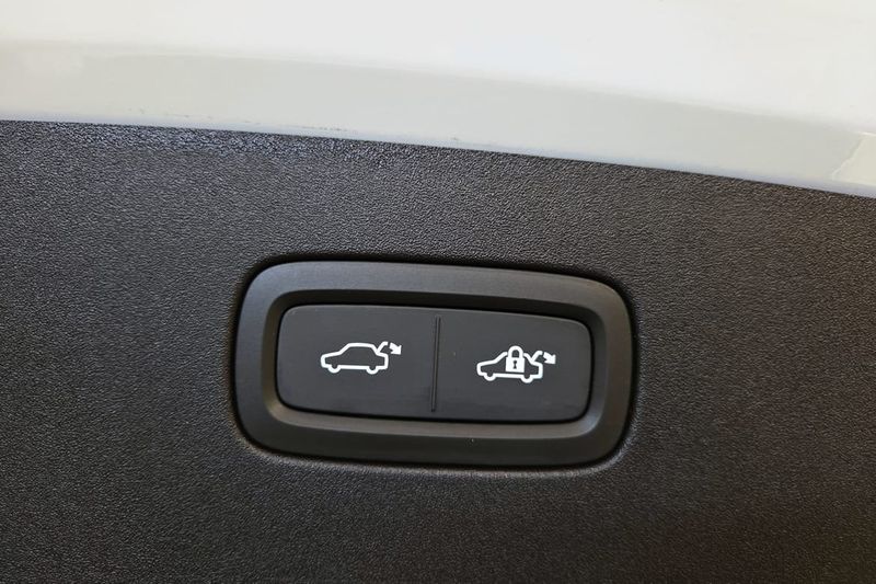 Volvo ES90 bild 17