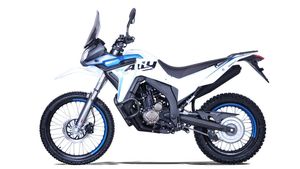 Voge 300Rally bild 2