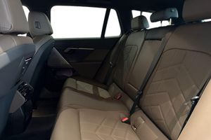 BMW i5 bild 13