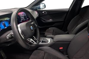 BMW 120 bild 12