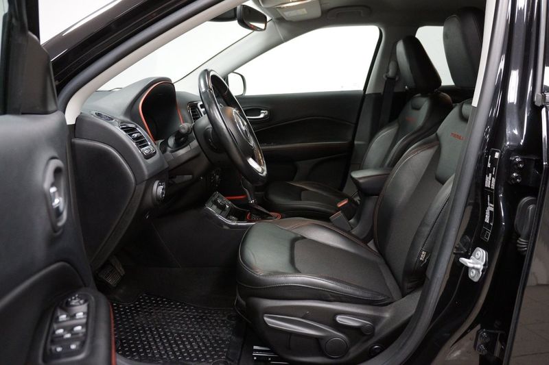 Jeep Compass bild 8