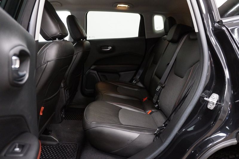 Jeep Compass bild 9