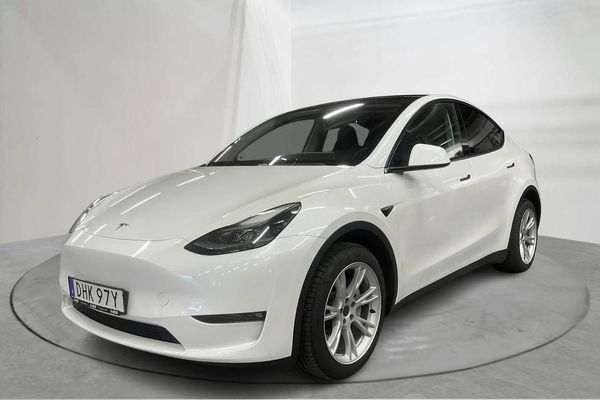 Tesla Model Y Long Range Dual Motor AWD - 2023