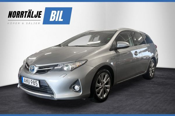 Toyota Auris TOURING SPORTS HYBRID 136HK CVT EDT 50 NYBES 360:-/år - 2014