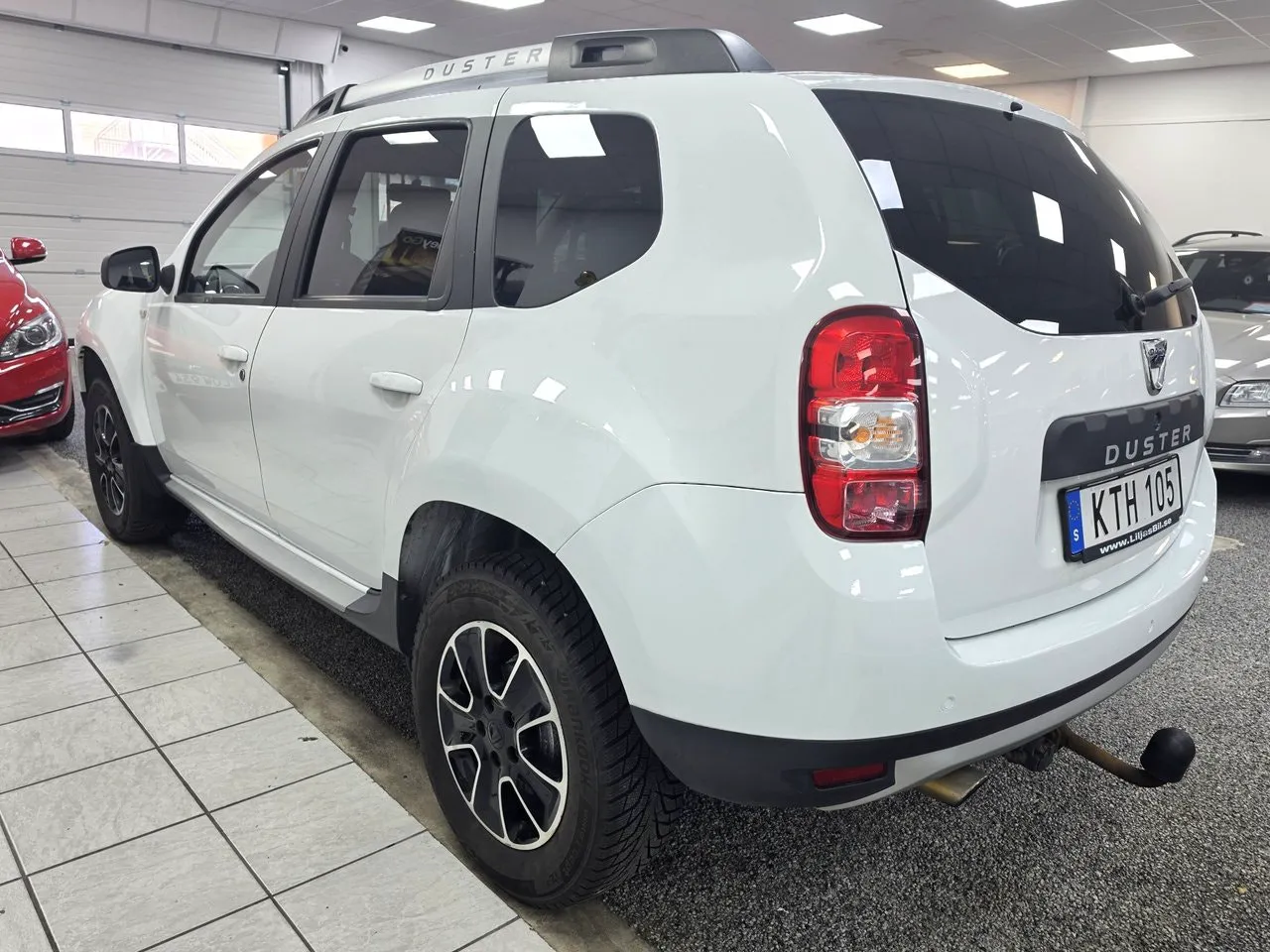 Vehicle image 2