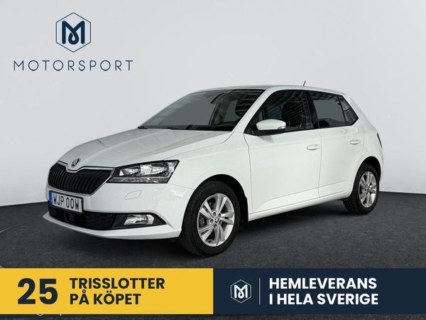 Skoda Fabia 1.0 TSI Dragkrok Carplay Sensorer Farthållare - 2019