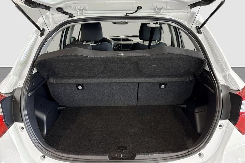 Toyota Yaris bild 12