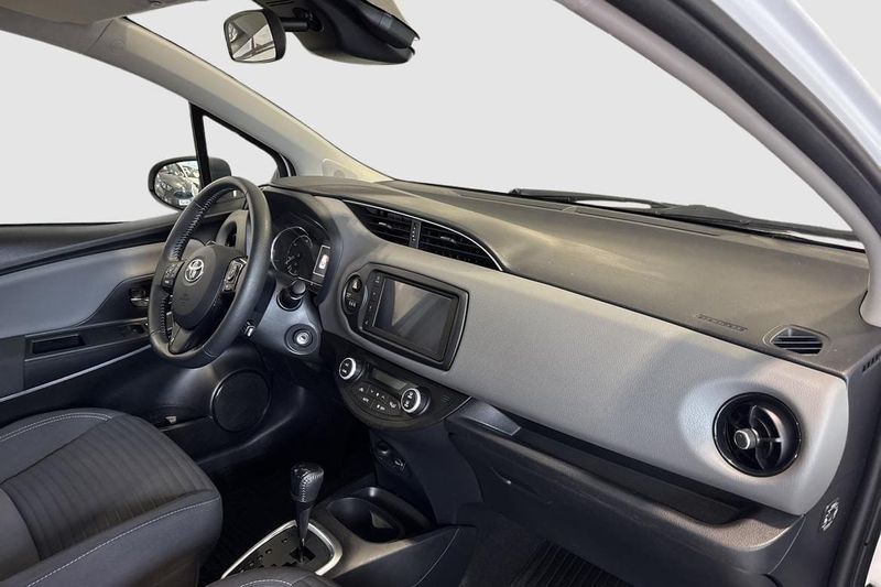 Toyota Yaris bild 8