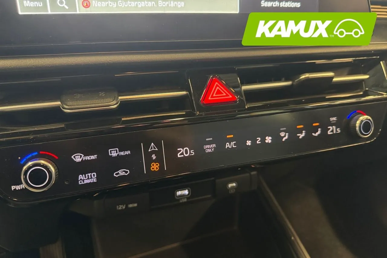 Vehicle image 18
