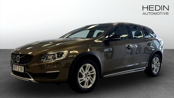 Volvo V60 Cross Country D4 AWD Momentum BE - 2016