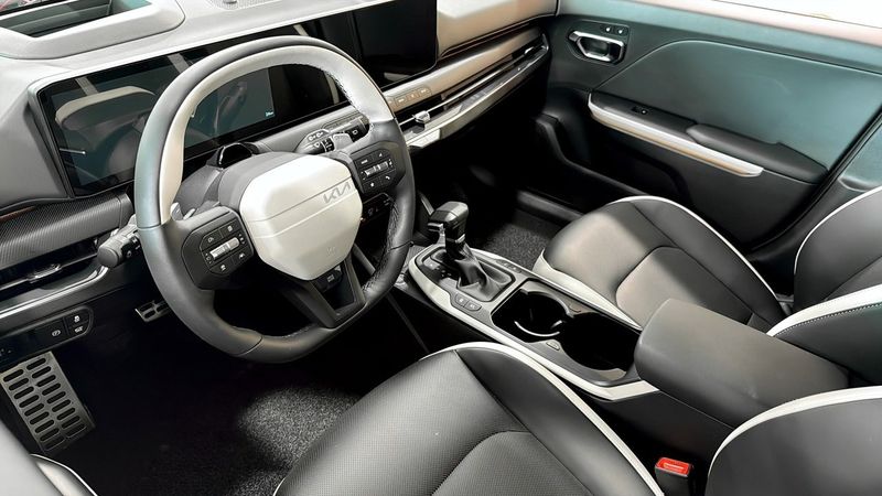 Kia K4 bild 8