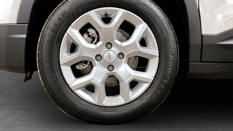 Jeep Avenger bild 9