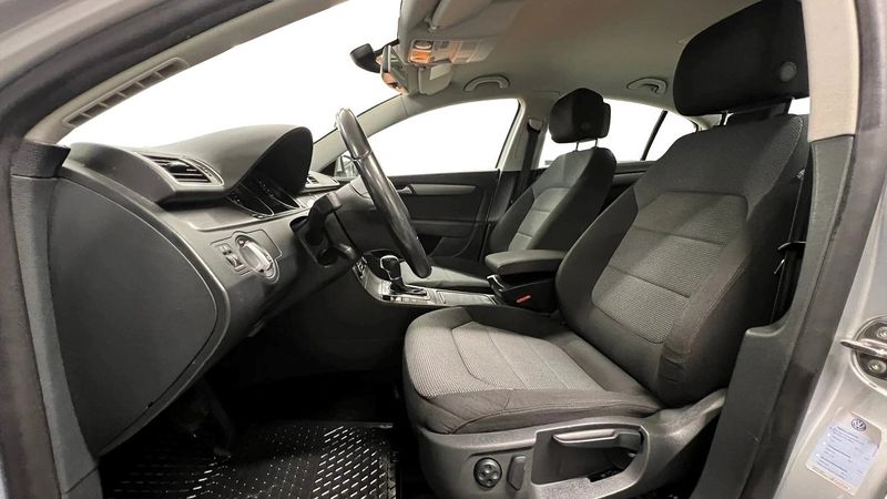 Volkswagen Passat bild 10