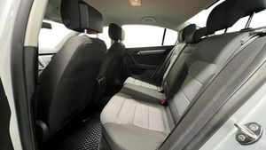 Volkswagen Passat bild 11