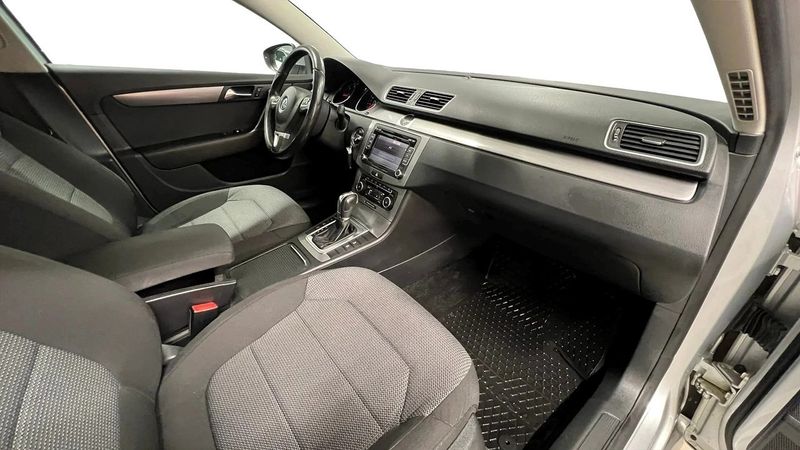 Volkswagen Passat bild 15